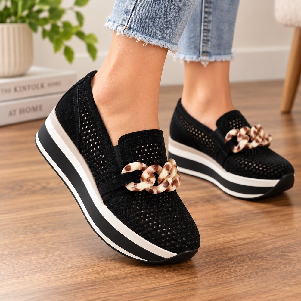 Dolce Vita Women Black Perforated Chain Platform Loafers Size 9 Flatform Shoes